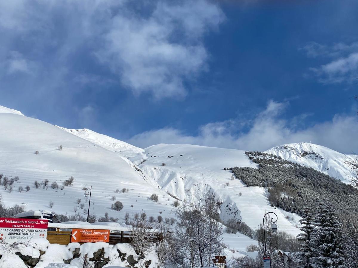 Apartament Logement 4/6 Personnes A La Montagne Avec Piscine Saint-Sorlin-dʼArves Zewnętrze zdjęcie