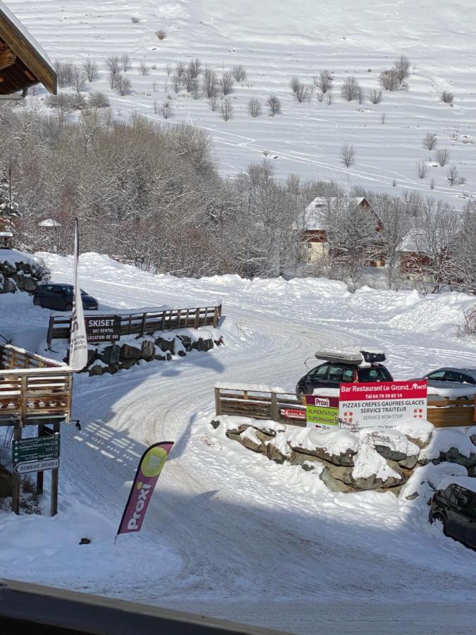 Apartament Logement 4/6 Personnes A La Montagne Avec Piscine Saint-Sorlin-dʼArves Zewnętrze zdjęcie